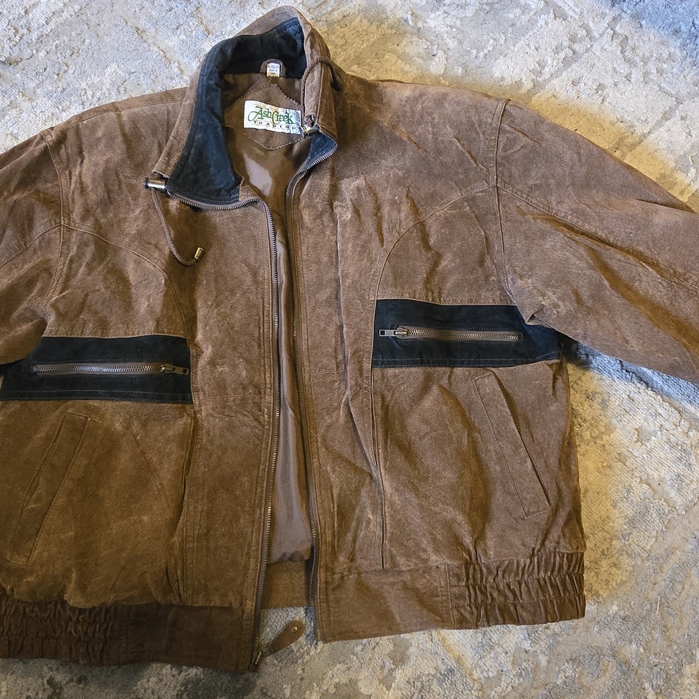 Ash Creek Genuine Leather Jacket
